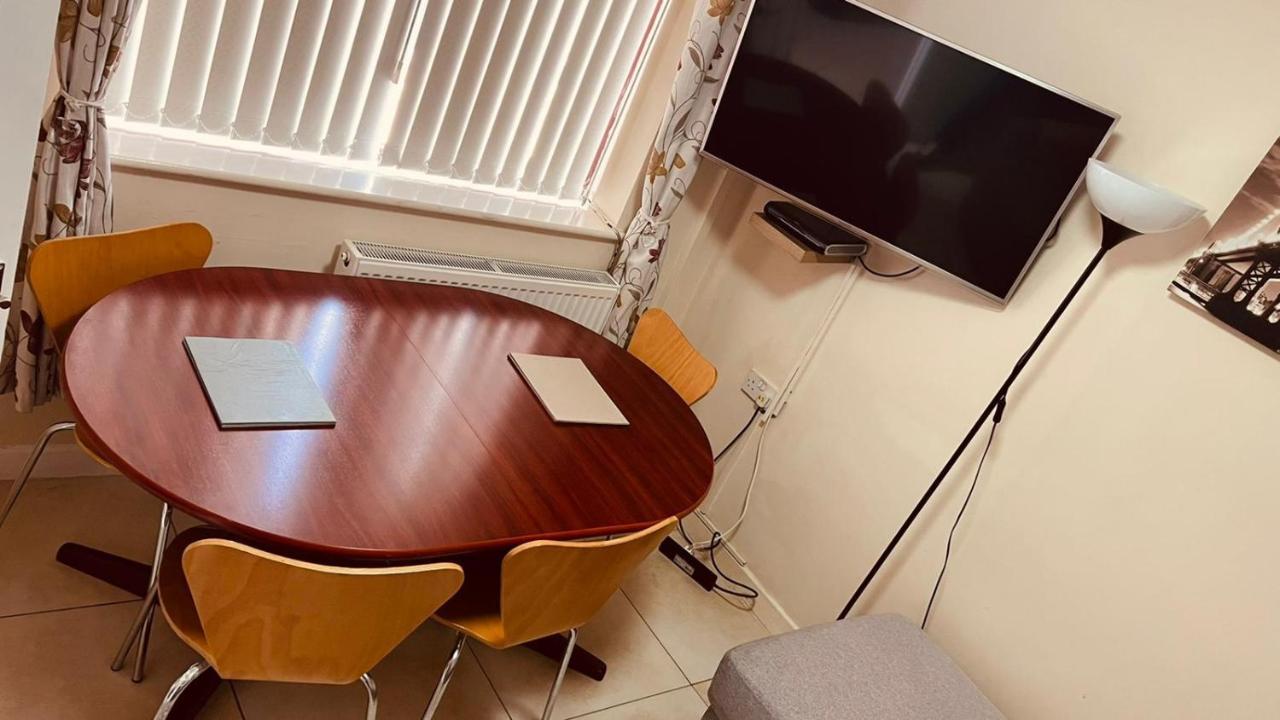 Richflo Holiday Rentals Manchester Zewnętrze zdjęcie